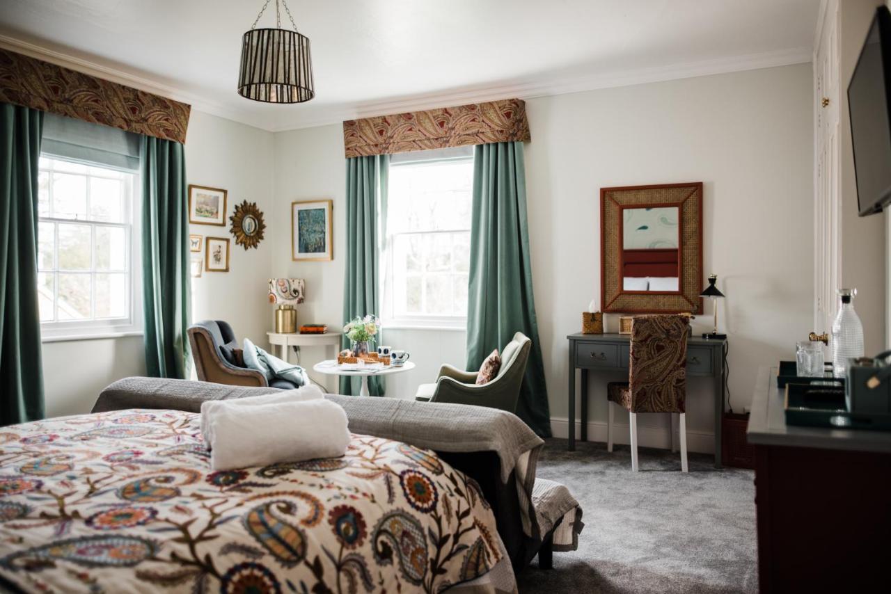 The Naight House Bed & Breakfast Глостър Екстериор снимка