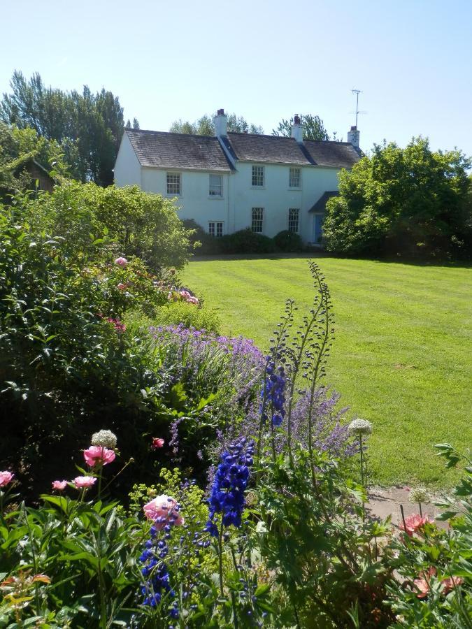 The Naight House Bed & Breakfast Глостър Екстериор снимка
